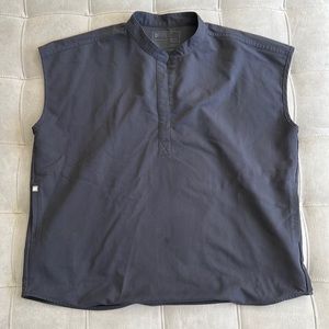 NEW, never been worn - FIGS SCRUB TOP (Rafaela Oversized Scrub Top)